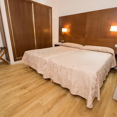 Ramon Berenguer Iv Hotel 2*