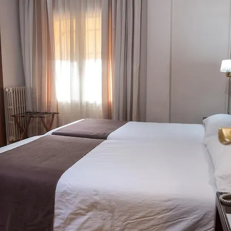 Ramon Berenguer Iv 2* Lleida