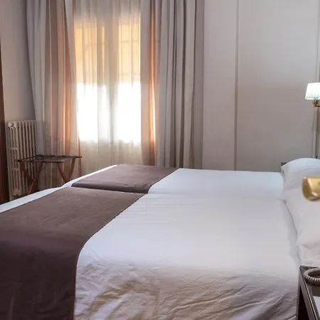 Hotel Ramon Berenguer Iv