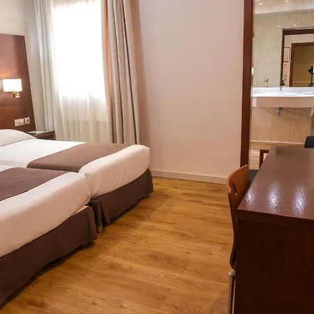 Ramon Berenguer Iv Hotel